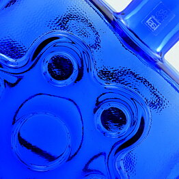 Erkkitapio Siiroinen (Paukkurauta 1970) Blue Vase with Revolver Cylinder Relief 17 cm