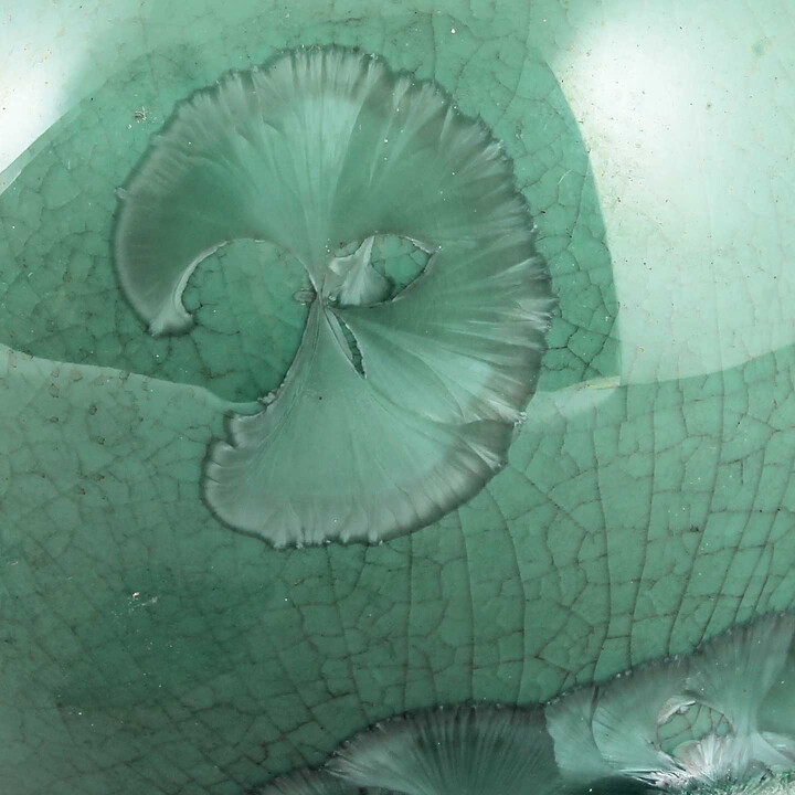 イサク・イサクソン　一点もの！ 薄グリーンの花瓶  2019年  10cm