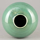 Isak Isaksson (2019) Unique Vase with Green Crystalline Glaze 10 cm