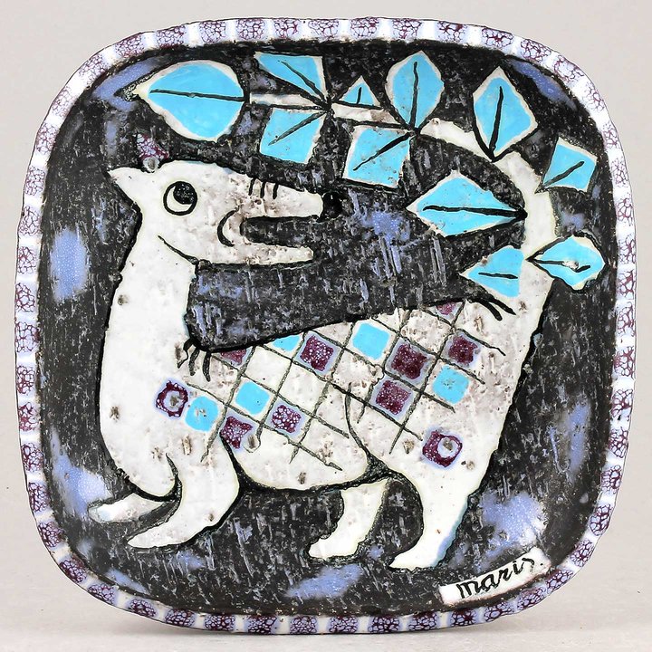 Mari Simmulson (1952) Quadratic Bowl with Mythological  Animal 17 cm