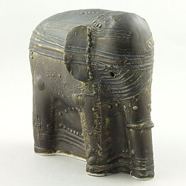 Bertil Vallien (Terra 1978) Gray Elephant with Relief Decor 21 cm