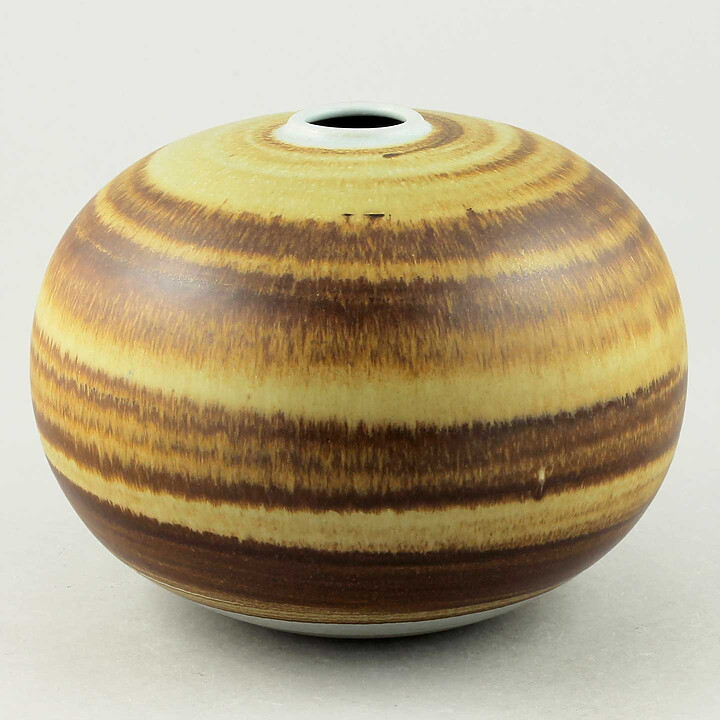 ゴスタ・フレデリックソン 惑星を思わせる球型のベース  Vase 1977年