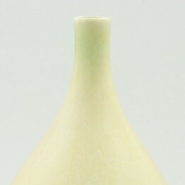 Sven Wejsfelt (1981) Yellow Raindrop Vase with Sun Relief 10 cm