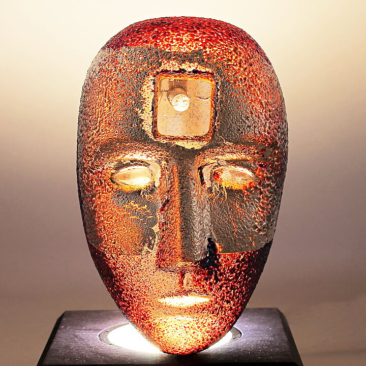 Bertil Vallien (Brains 2017) Glass Head "Look in"