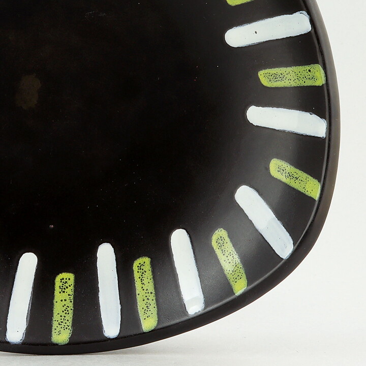 Hjördis Oldfors (Trio 1954) Black Triangular Bowl with White/Yellow Decor 24 cm