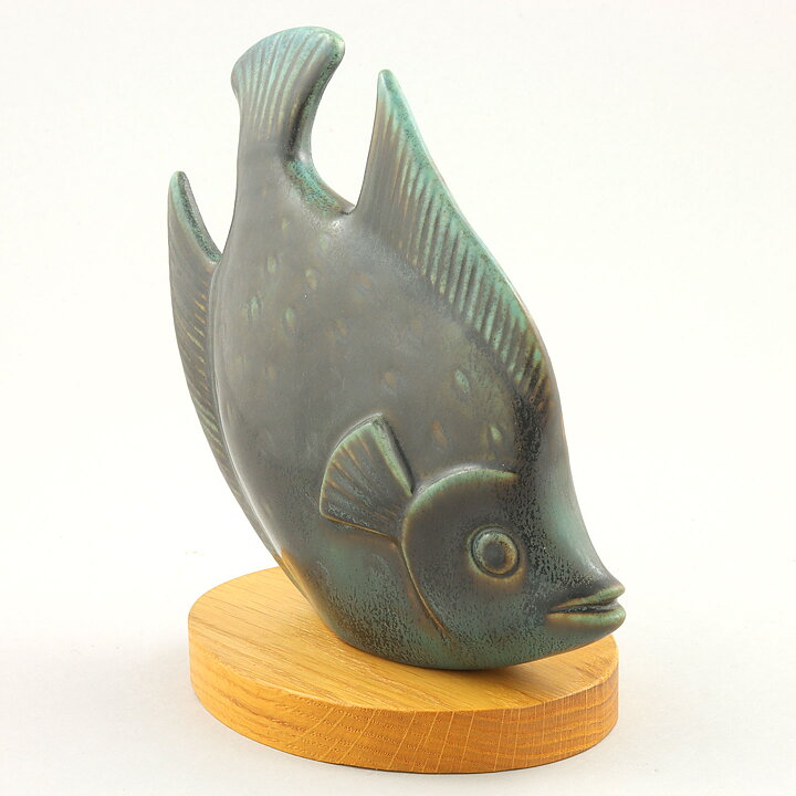 Gunnar Nylund (1951) Green Modern Fish on Wooden Platen 17 cm