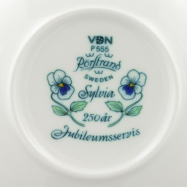 Marianne Westman and Sylvia Leuchovius (Sylvia 1976) Four Bowls with Viola Decor 13 cm