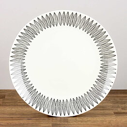 Stig Lindberg (Black Salix 2000s) Perfect Plate (22 cm)