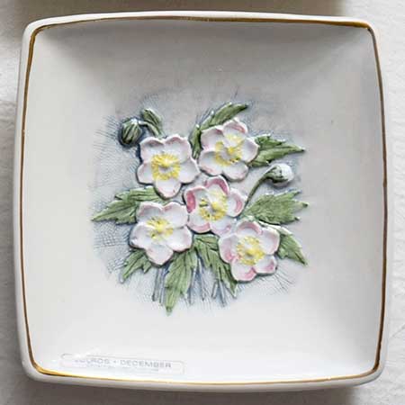 Aimo Nietosvuori Jie Månadsblommor Julros (Christmas rose), model 733/12, December