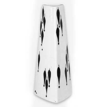 Alf Jarnestad Karlskrona Alfa Three-sided vase, height 15 cm