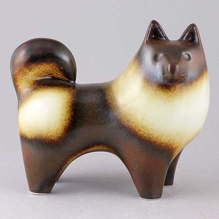Arabia animal Dog, length 17 cm (6.7 in), Taisto Kaasinen