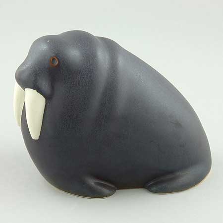 Arabia animal Walrus, length 19 cm (7.5 in), Taisto Kaasinen