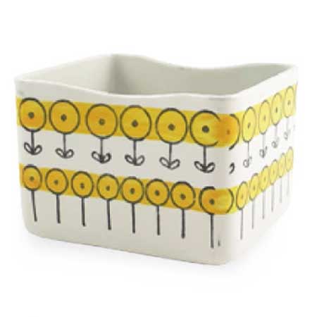 Berit Ternell Gefle Furuvik Rectangular box with porcelain lid, length 10 cm / 3.9 in