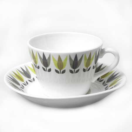 Bibi Breger Gustavsberg Cups Lotus gul (coffee cup and teacup)