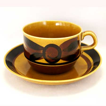 Carl-Harry Stålhane Rörstrand Tuna Teacup, height 9 cm