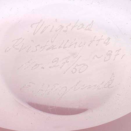 Erik Höglund Vrigstad Glass Lower side of a limited Vrigstad object