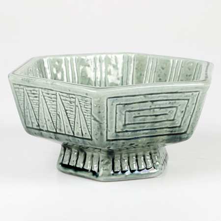 Gunnar Nylund Rörstrand Paradiso Footed bowl (model 9), diameter 17 cm