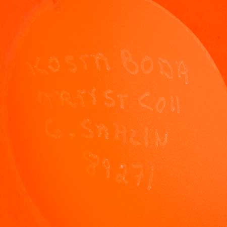 Gunnel Sahlin Kosta Boda Lower side of an Amazon object  