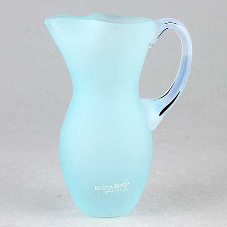 Gunnel Sahlin Kosta Boda Amazon Pitcher, turquoise, model number 89453, height 10,5 cm