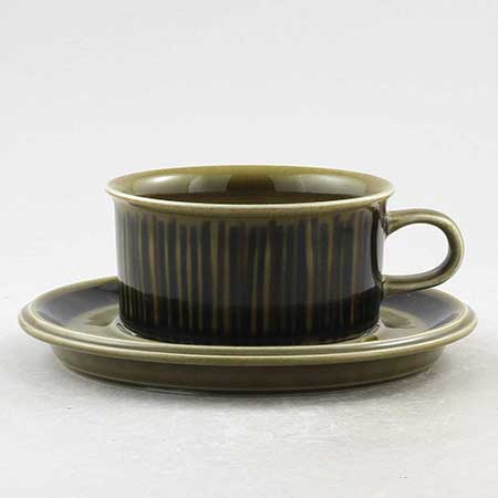 Gunvor Olin-Grönqvist Arabia Kosmos Cup, height 5 cm