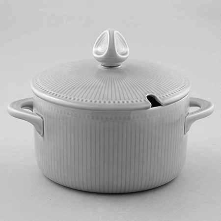 Hertha Bengtson Rörstrand Capri Tureen, width 24 cm