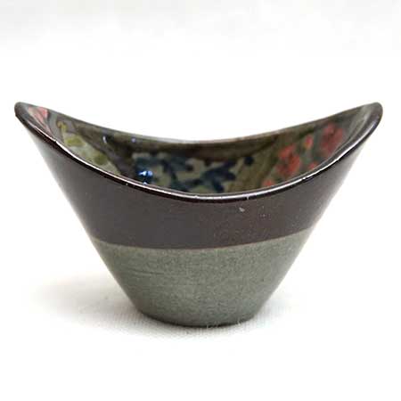 Ingrid Atterberg Upsala Ekeby Mimosa Bowl. Model 2093. Length 10 cm