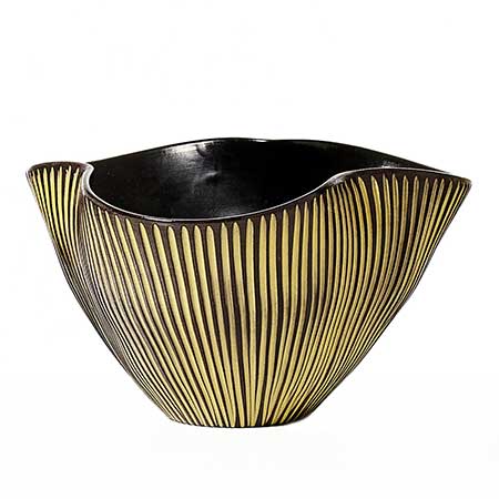 An Overview of Ingrid Atterberg’s Tricorn Series Bowl. Model 2275. Length 20 cm