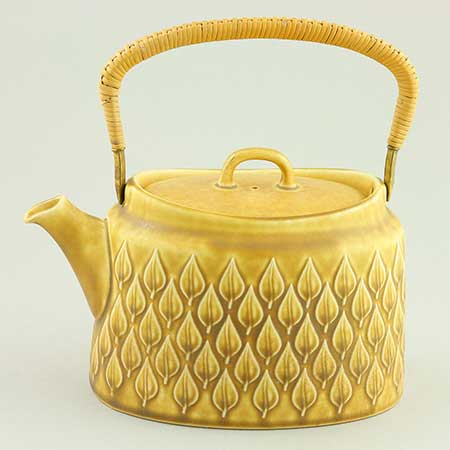 Jens Quistgaard Kronjyden Relief Teapot, height 13 cm