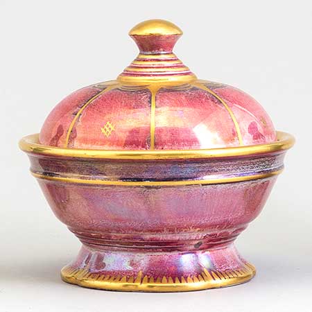 Josef Ekberg Gustavsberg Luster Glaze Jar, height 15 cm