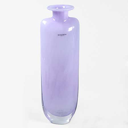 Kjell Engman Kosta Boda Swing Purple vase. Model 48894. Height 26 cm