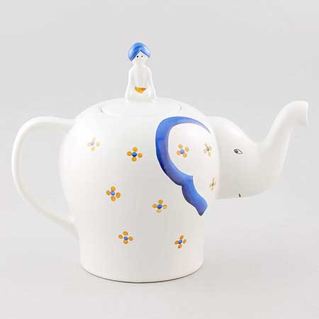 Lisa Larson Duka Tableware Elephant teapot, height 21 cm
