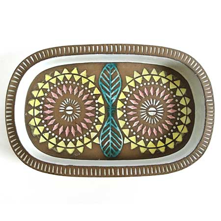 Mari Simmulson Upsala Ekeby Beata Bowl. Model 5012M. Length 16 cm