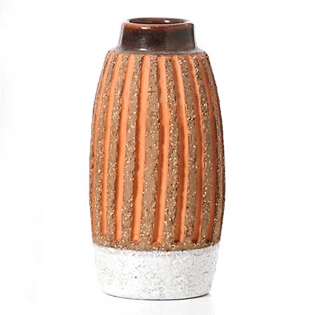 Mari Simmulson Upsala Ekeby Vase. Model 4594. Height 14,5 cm
