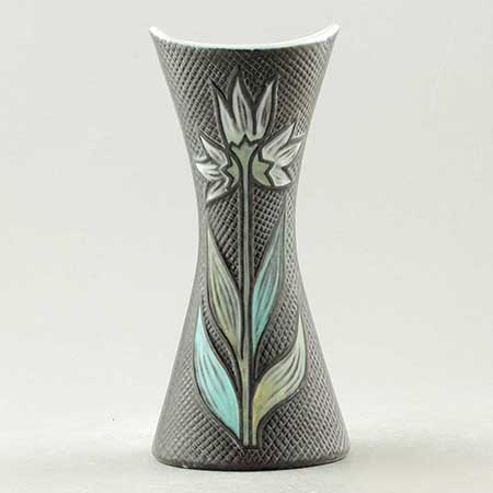Mari Simmulson Upsala Ekeby Star Vas. Modell 4500. Höjd 17,5 cm