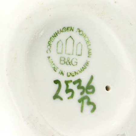Merete Agergaard Bing & Grøndahl’s three towers logo and model number