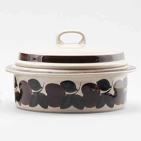 Raija Uosikkinen Arabia Ruija Pot, volume 1,8 and 2,3 l