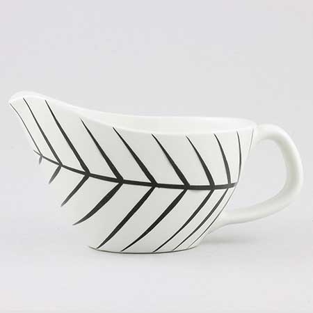 Stig Lindberg Gustavsberg Löv Sauceboat, length 17 cm