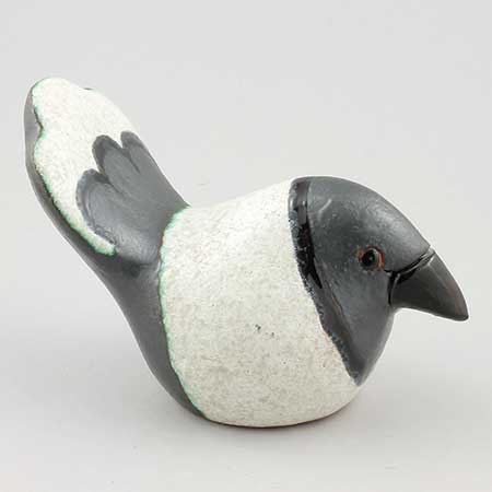 Thomas Hellström Djur från Nittsjö Magpie (model 9008), length 16 cm