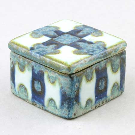 Aluminia and Royal Copenhagen Baca Decor 711