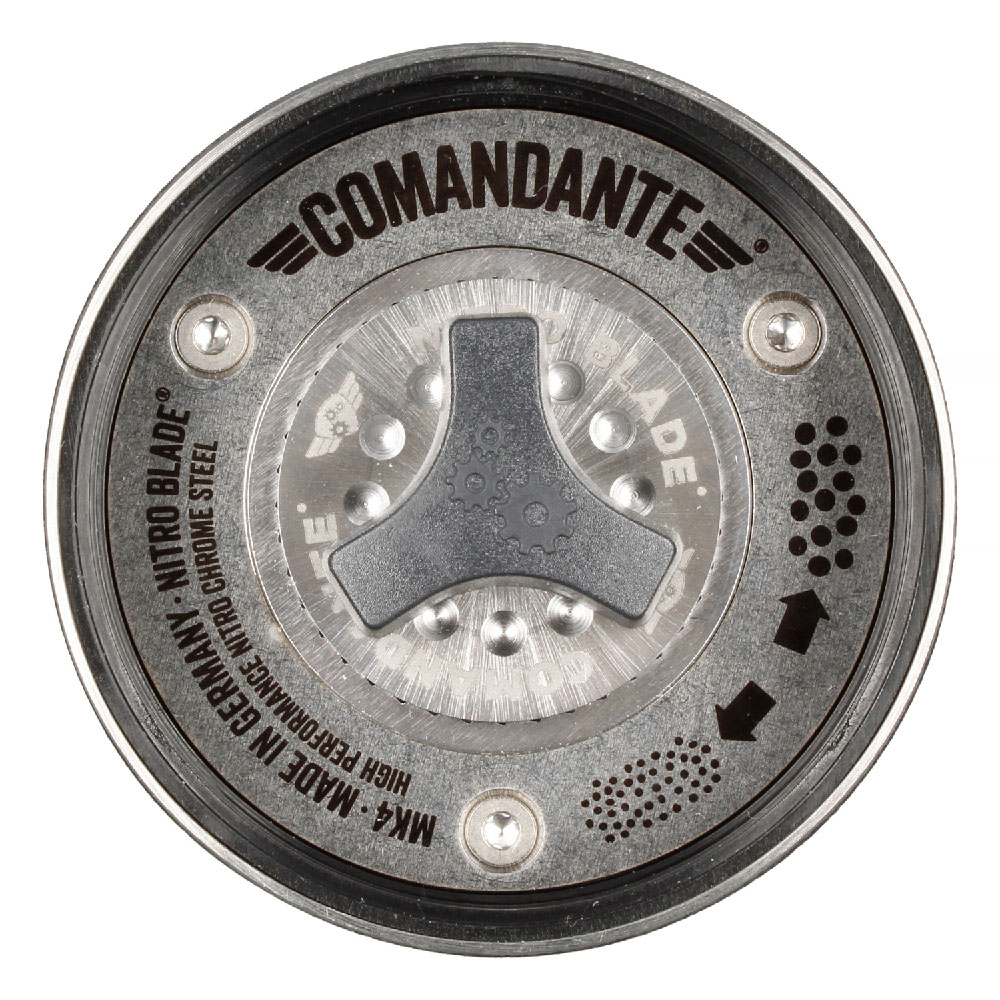 Comandante - C40 MK4 - Nitro Blade - Black - Manuell Kaffekvarn - 3