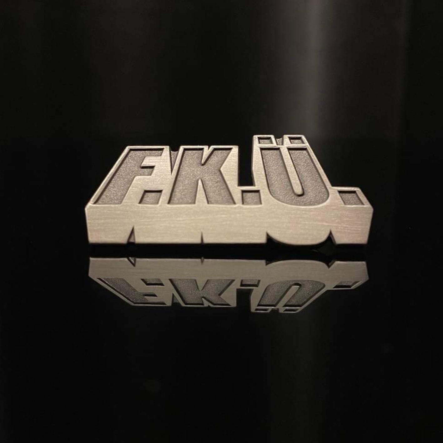 F.K.Ü - METAL PIN, THE HORROR AND THE METAL