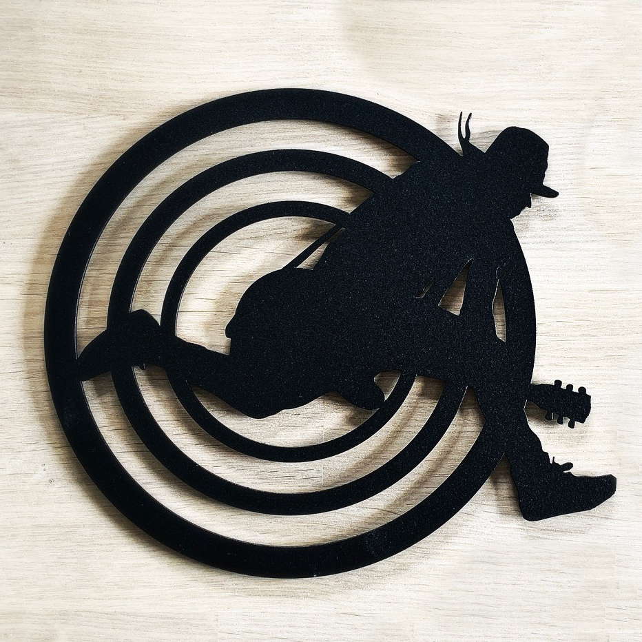 DREGEN - METAL TRIVET