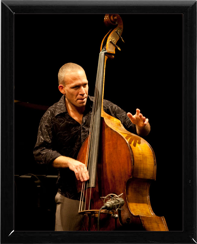 Avishai Cohen 30x40 (foto)