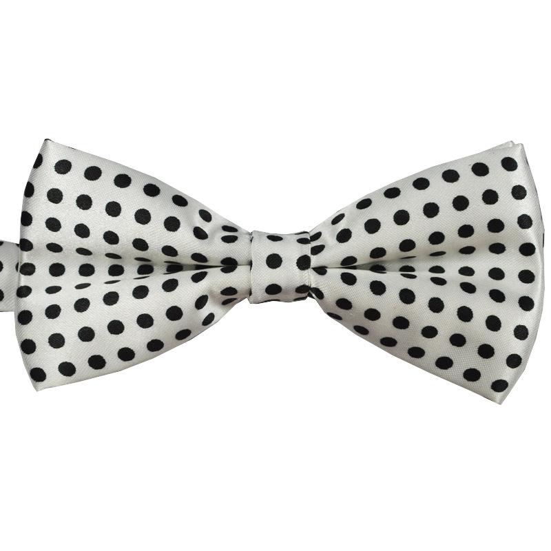 Bowtie: Vit med svarta prickar