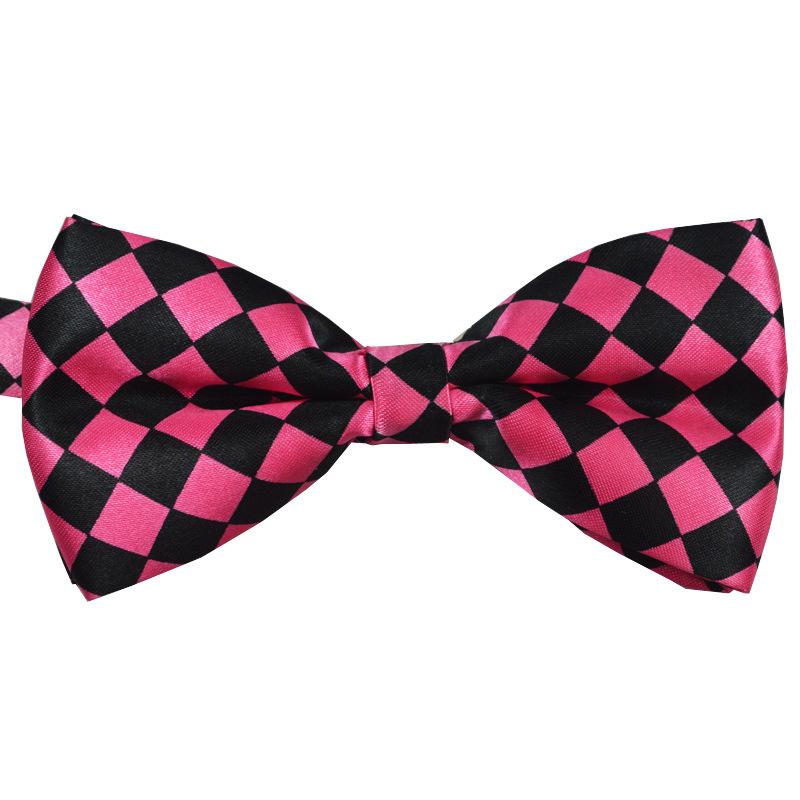 Bowtie: Black/pink squares