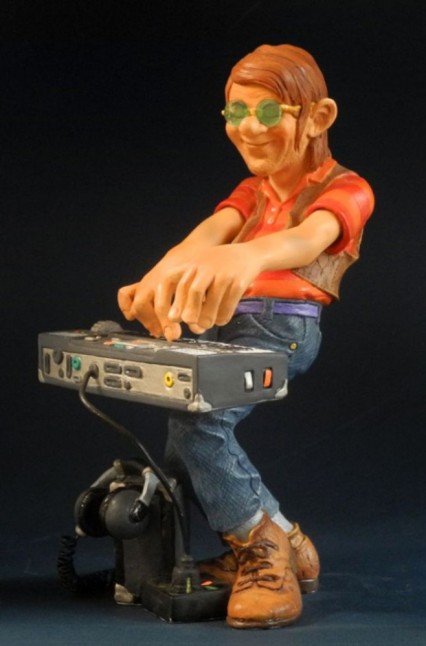 Statyett: Big Bang Band - Rock Keyboardist 21cm - 2