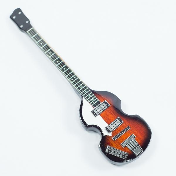 Magnet for fridge: Beatles - Paul McCartney - Höfner Bass (mod. exclusive)