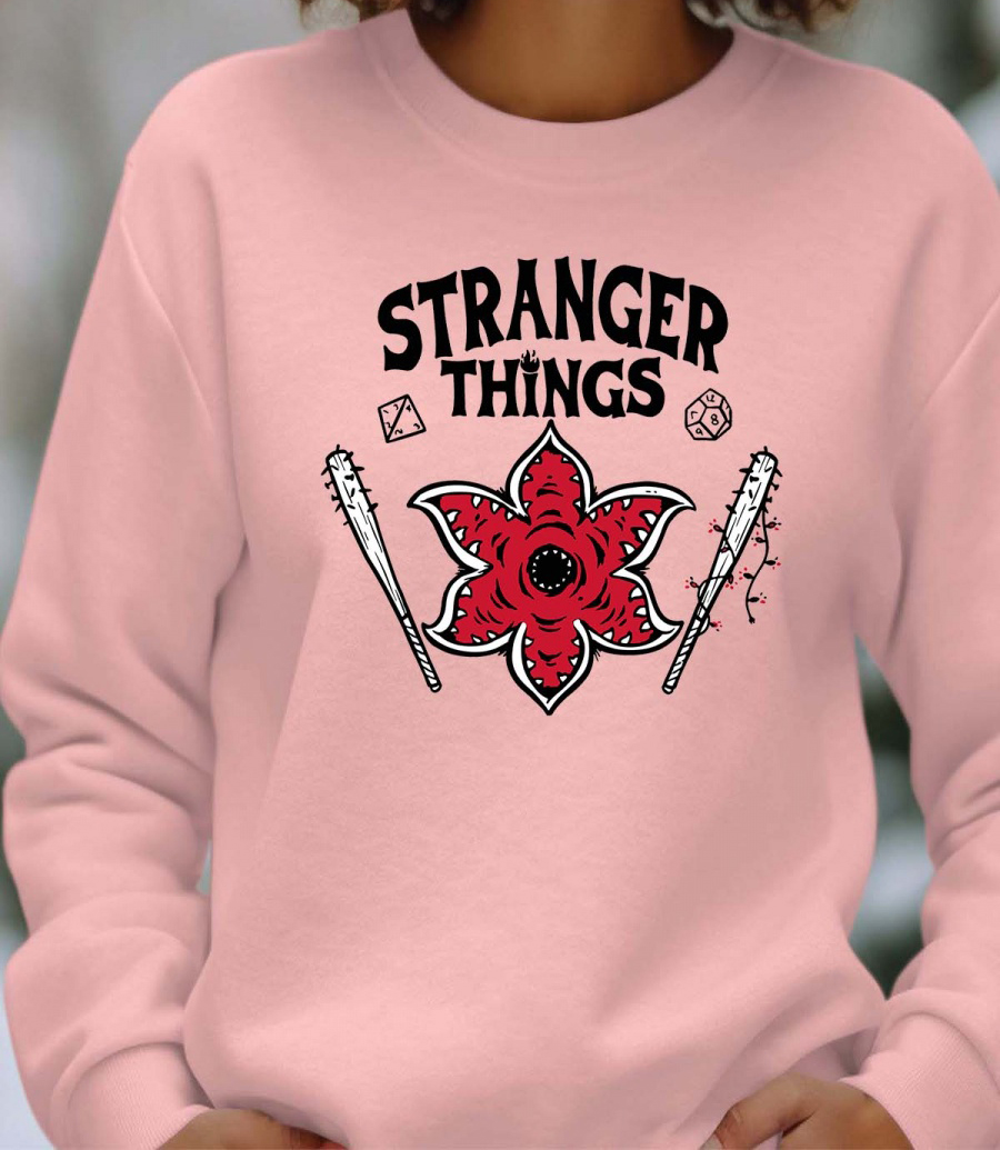 Stranger Things Netflix  dam sweatshirt: "Bad Stranger" - Rosa - storlek Small