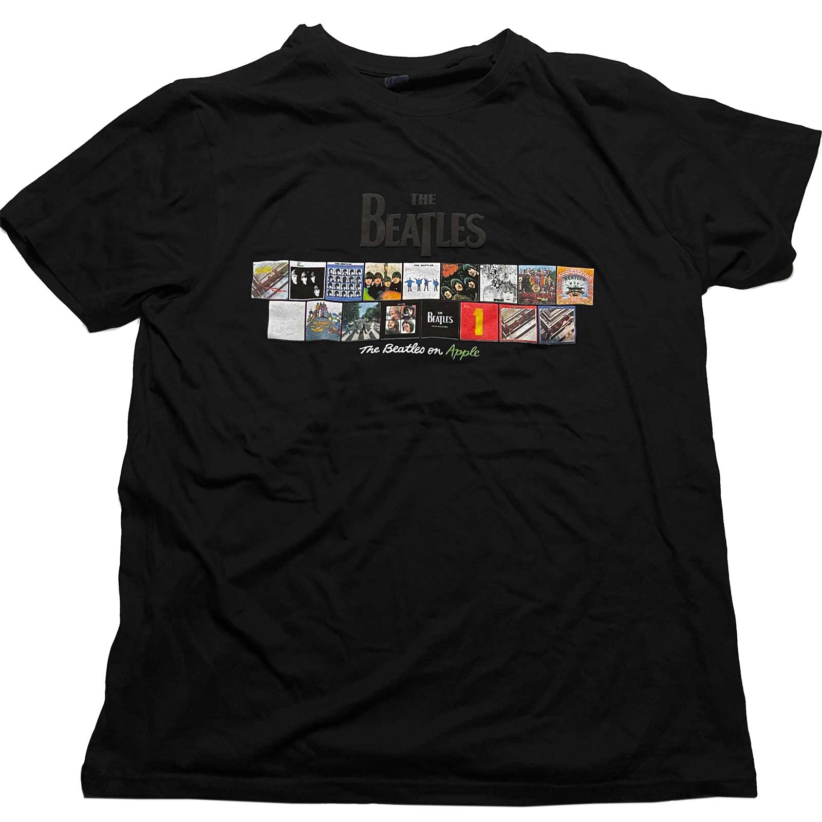 The Beatles Unisex T-Shirt: Albums on Apple (Puff Print) (Medium)