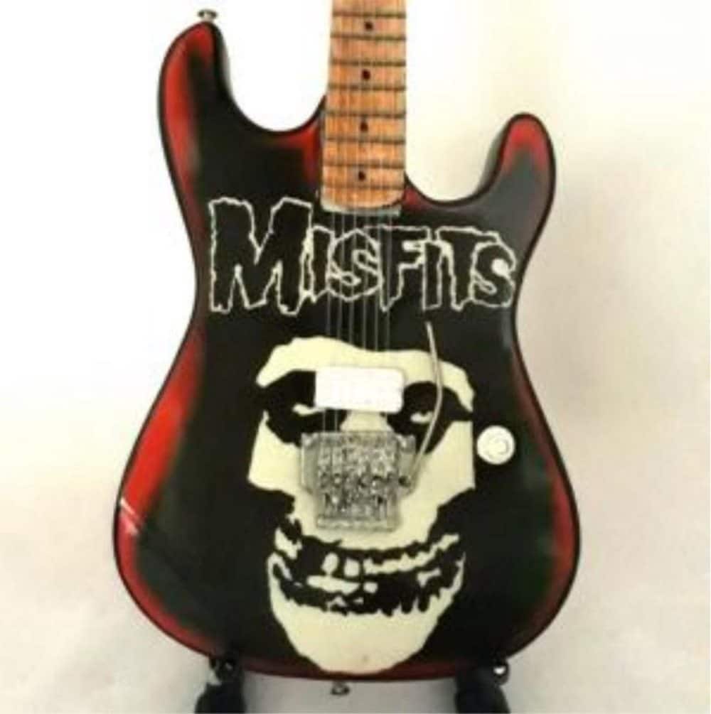 Minigitarr: Misfits - Tribute